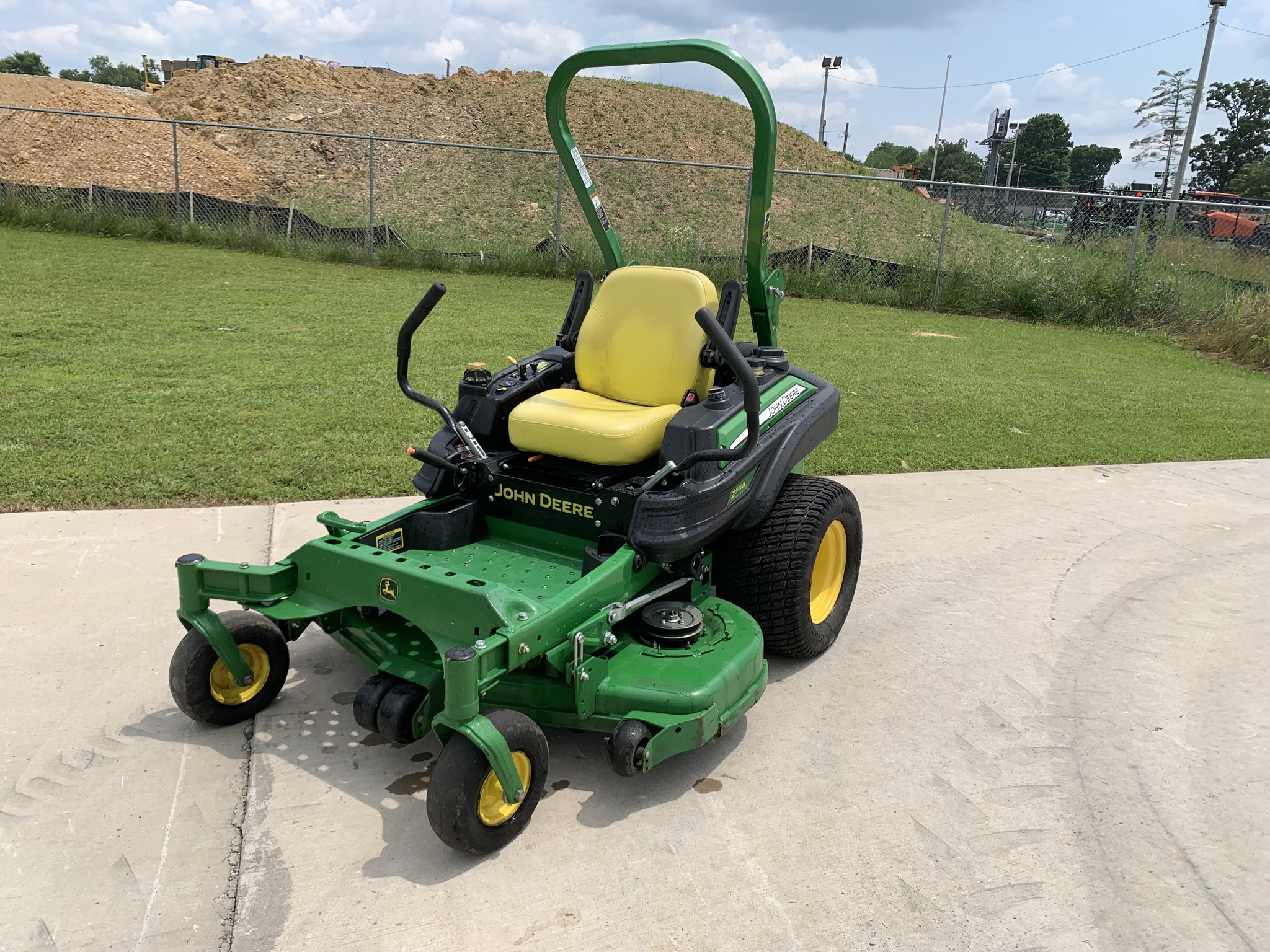 完璧 Zero-Turn Mowers Archives | TriGreen Equipment トップス