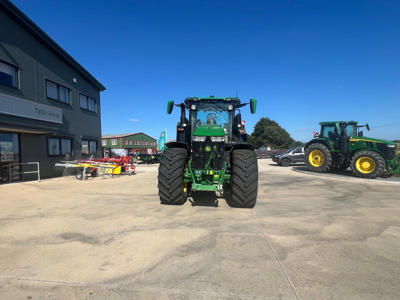 2023 John Deere 7R 350
