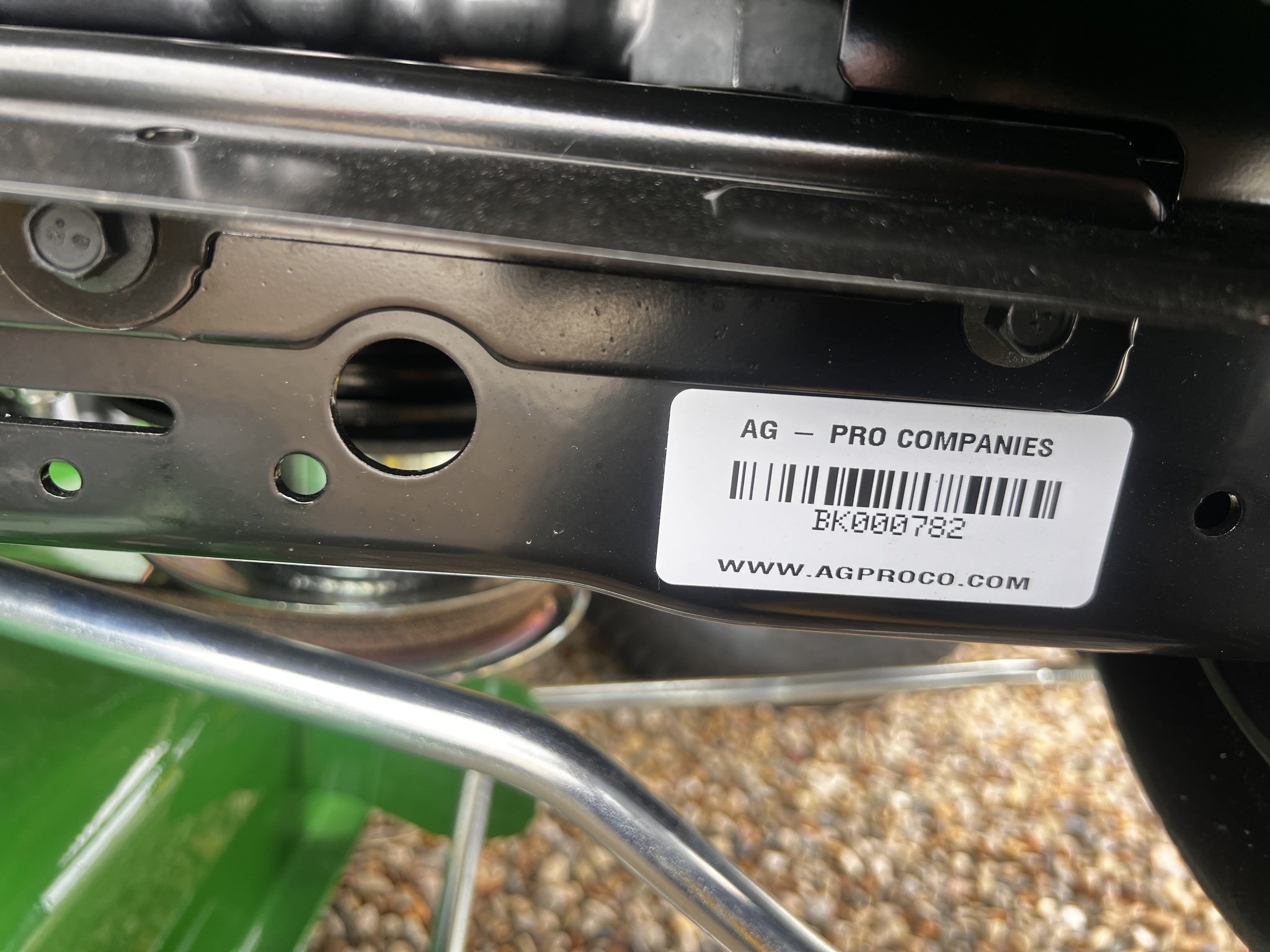2025 John Deere X350 Image 5