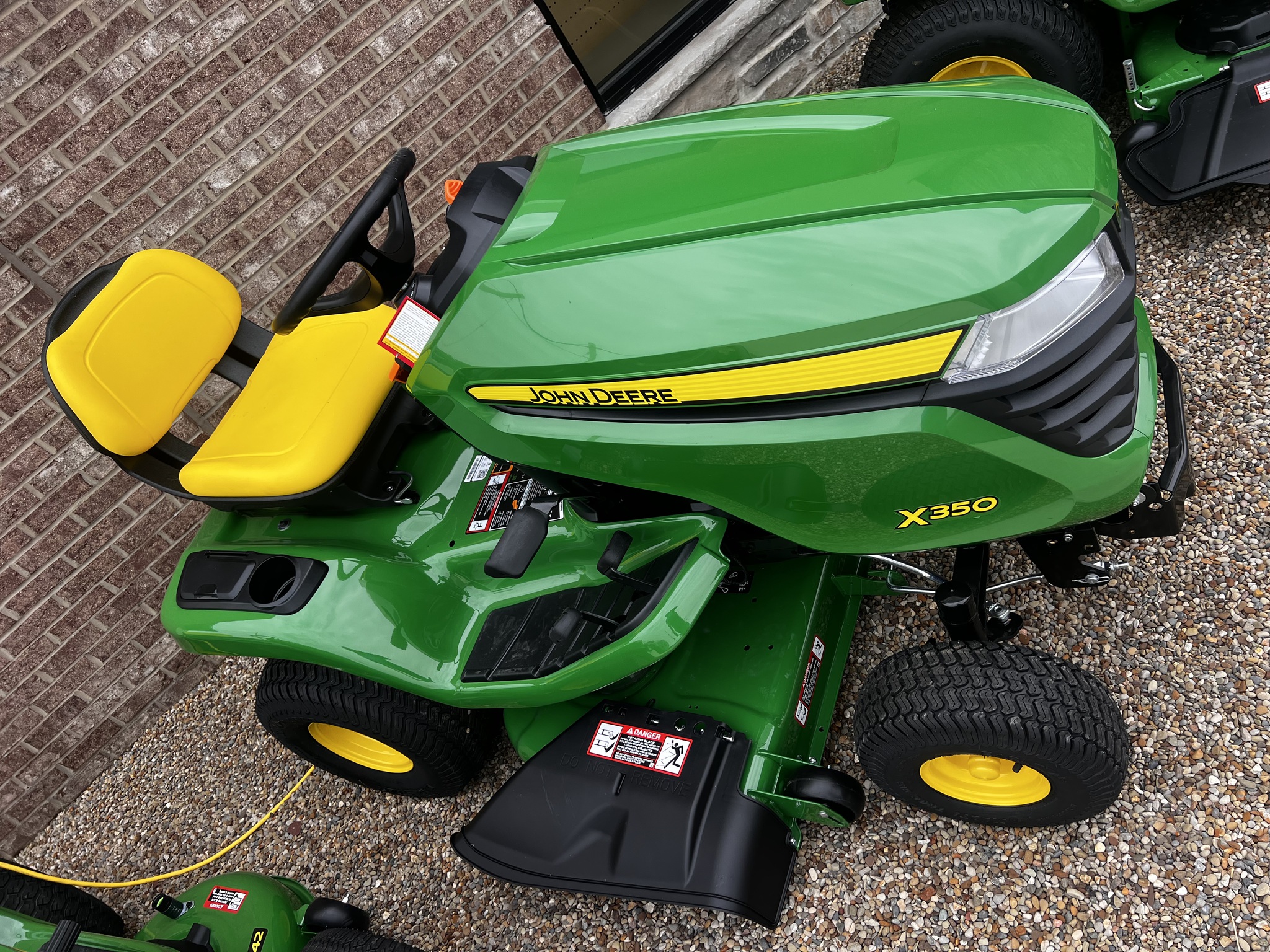 2025 John Deere X350 Image 1