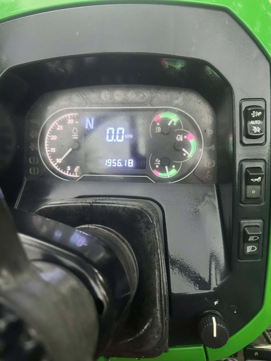 2023 John Deere 5090E Image 3