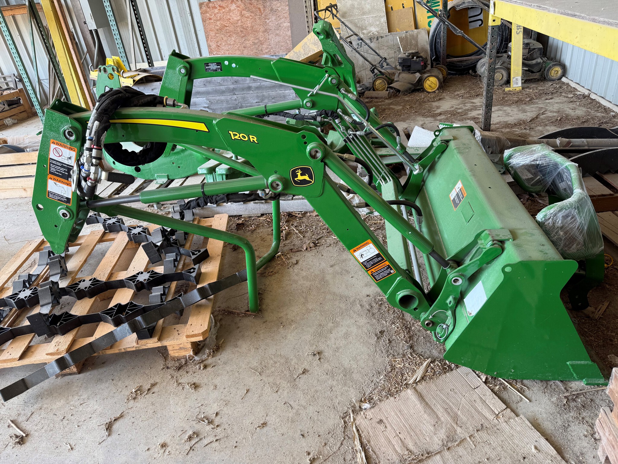 2024 John Deere 120R Image 1