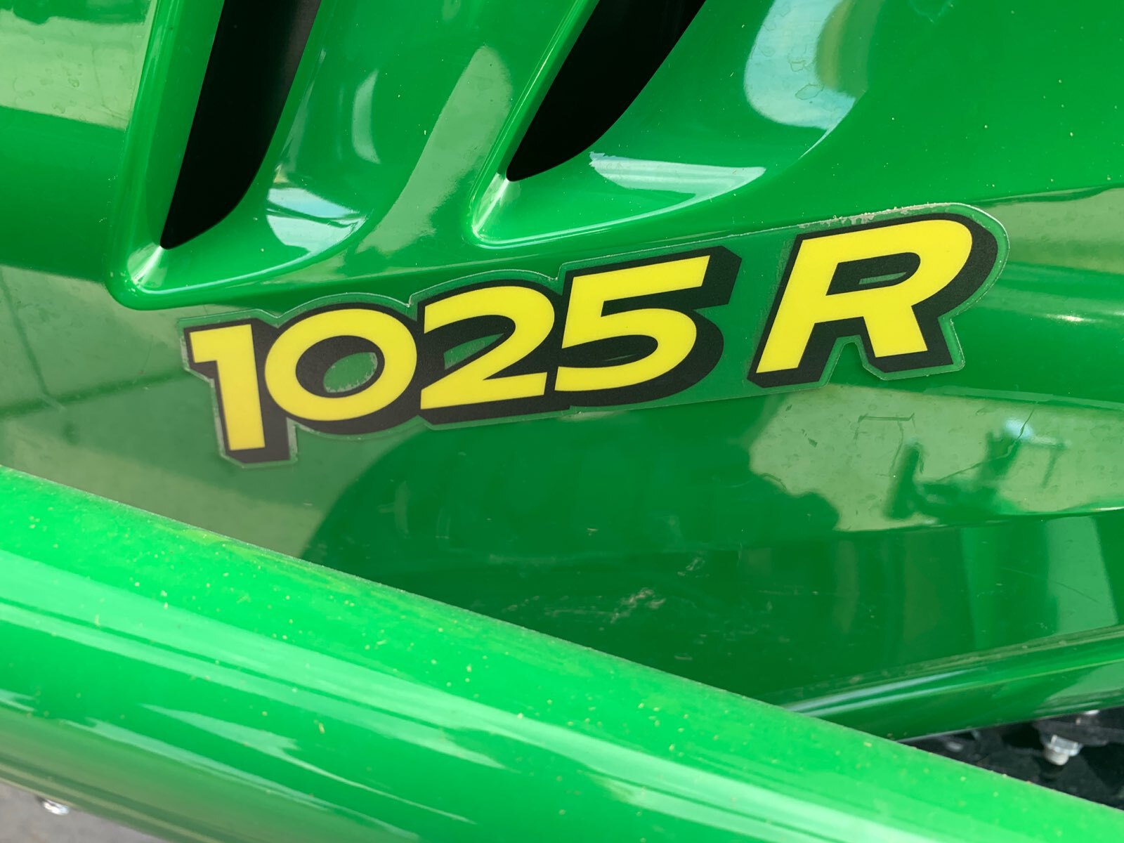 2025 John Deere 1025R Image 9