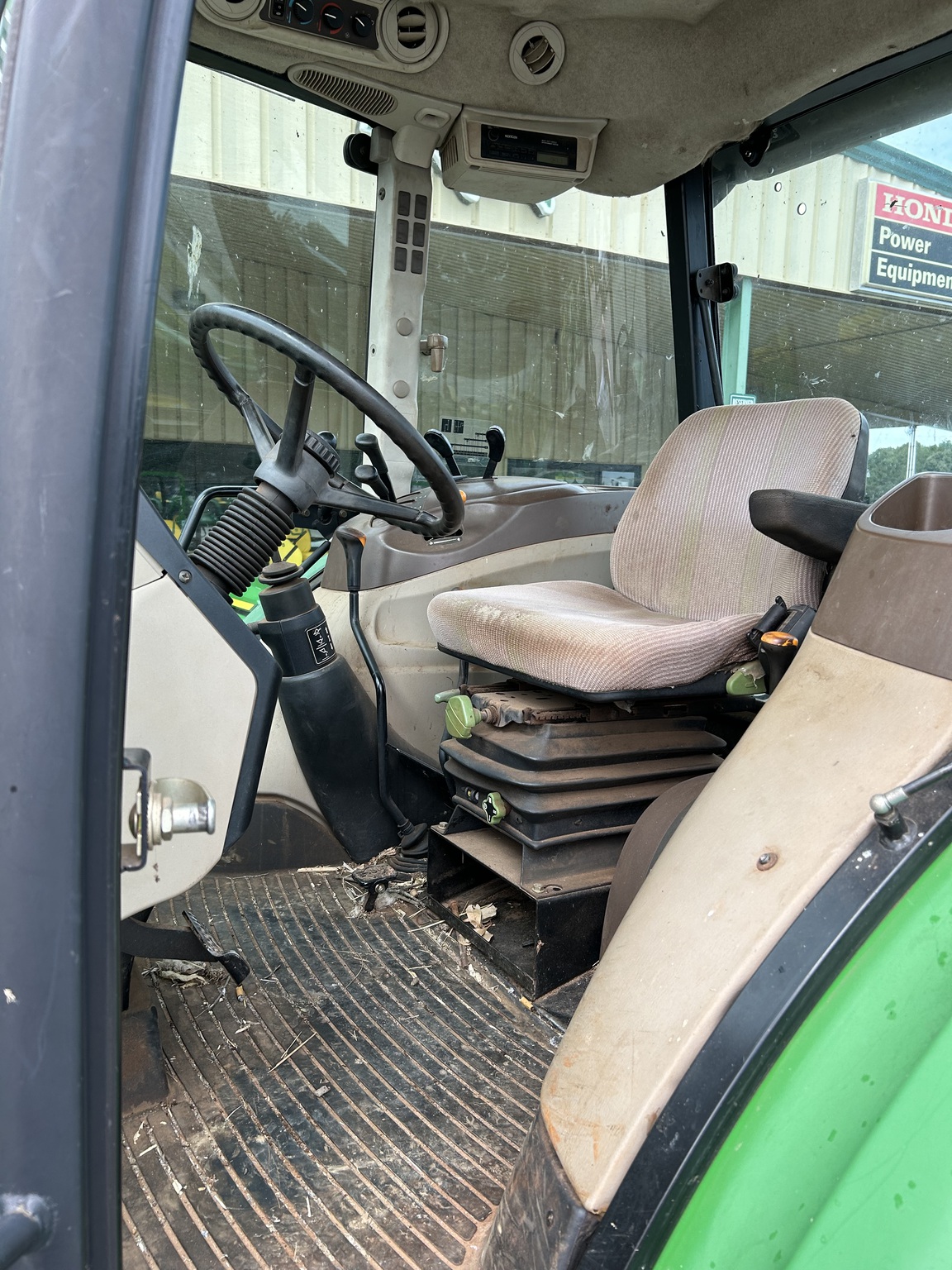 2004 John Deere 5420 Image 7