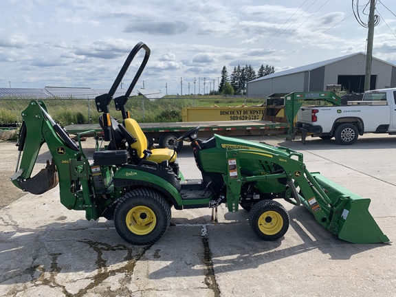 Photo of 2022 John Deere 1025R