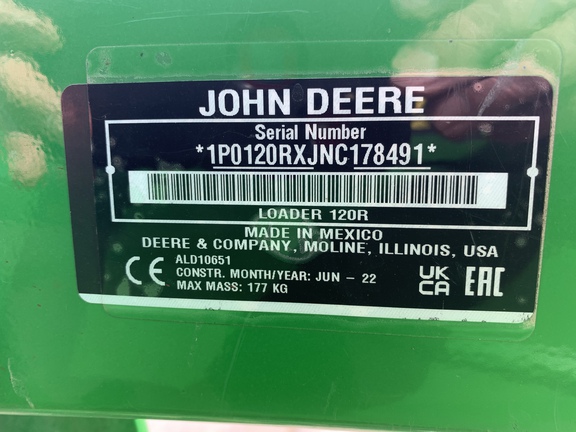 Photo of 2022 John Deere 1025R