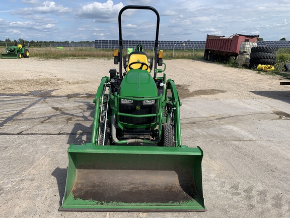 Photo of 2022 John Deere 1025R