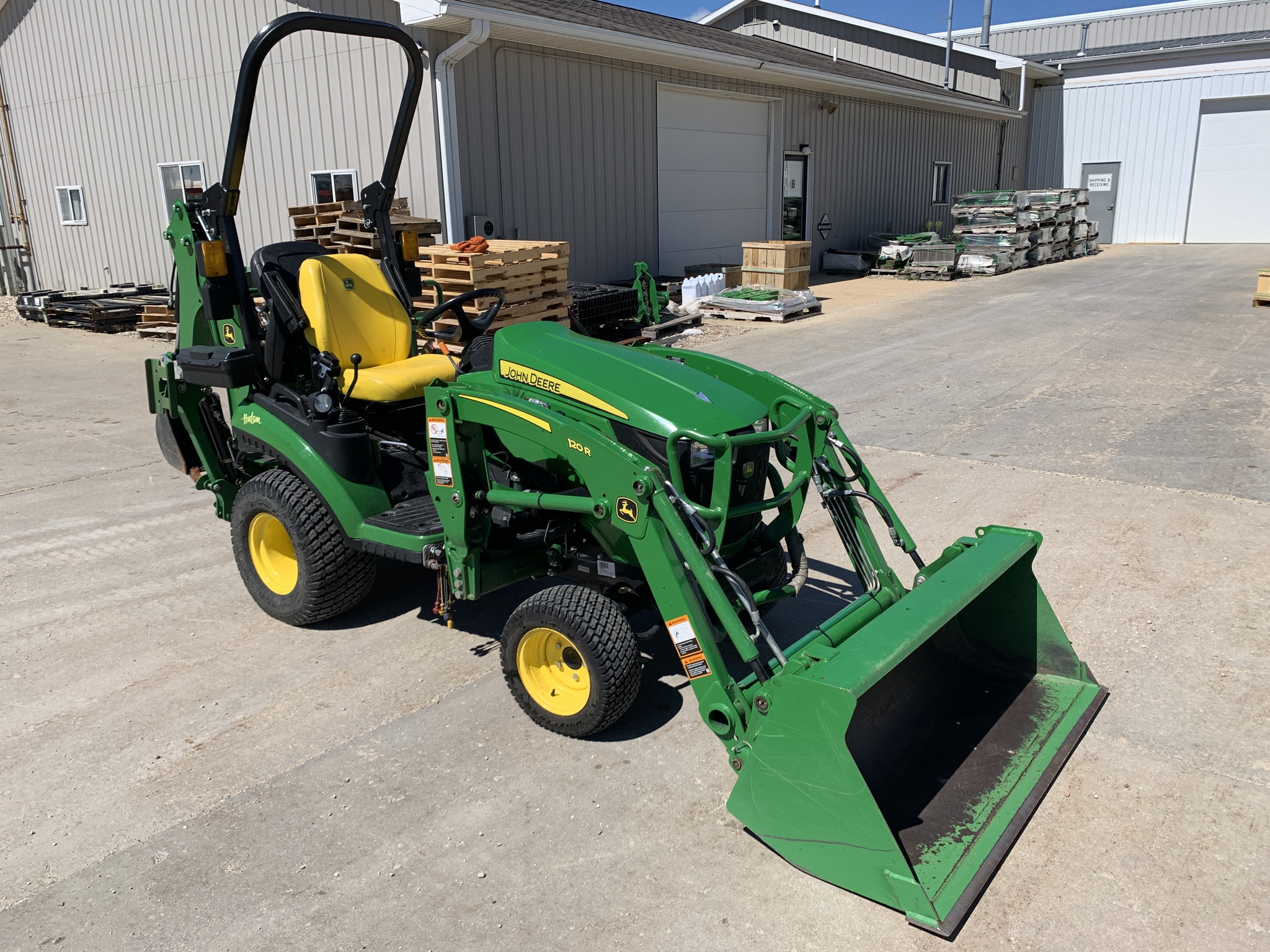 2022 John Deere 1025R
