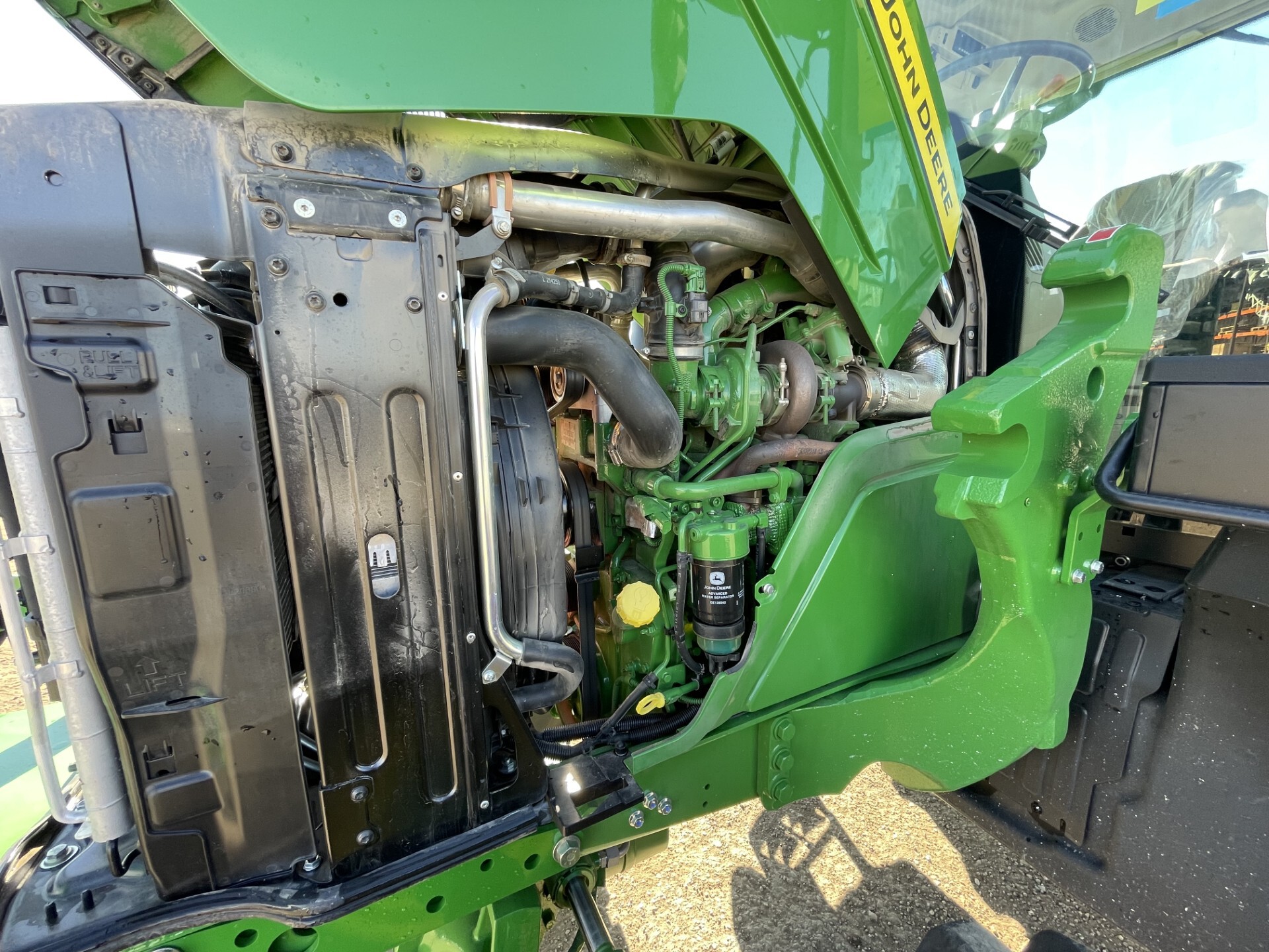 2025 John Deere 6R 120 Image 15