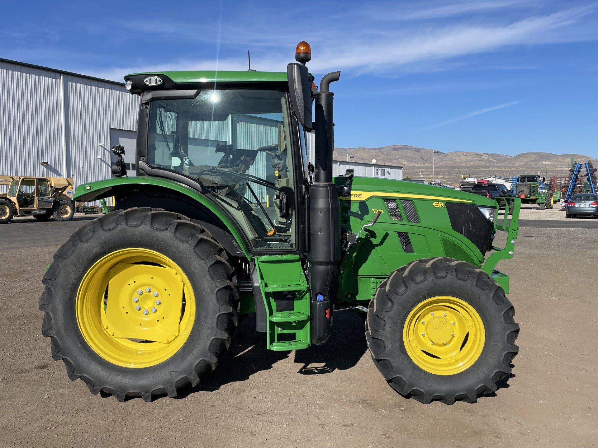 2025 John Deere 6R 120 Image 4