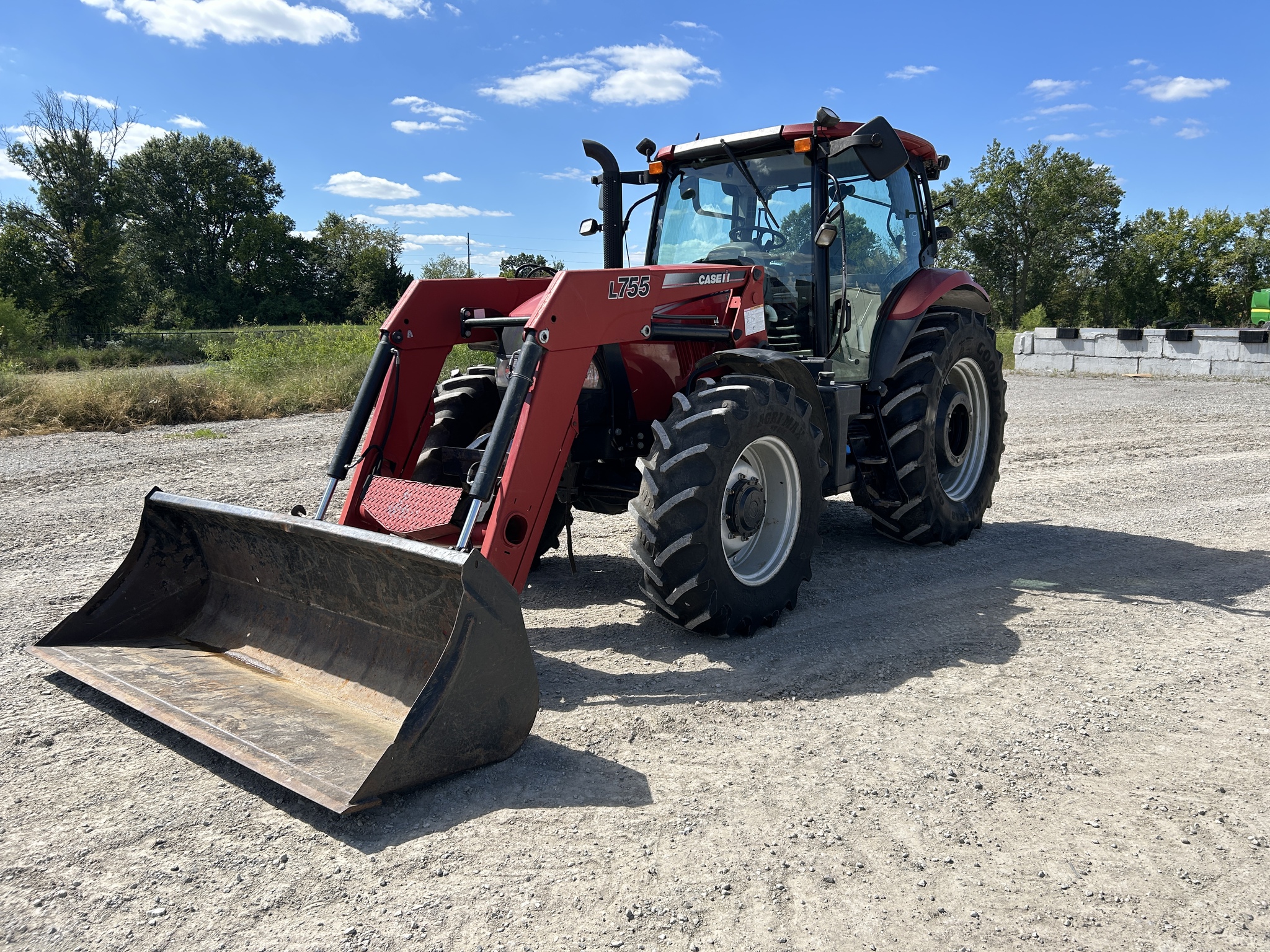 2013 Case IH Maxxum 140 at Heritage Tractor in Pittsburg, KS