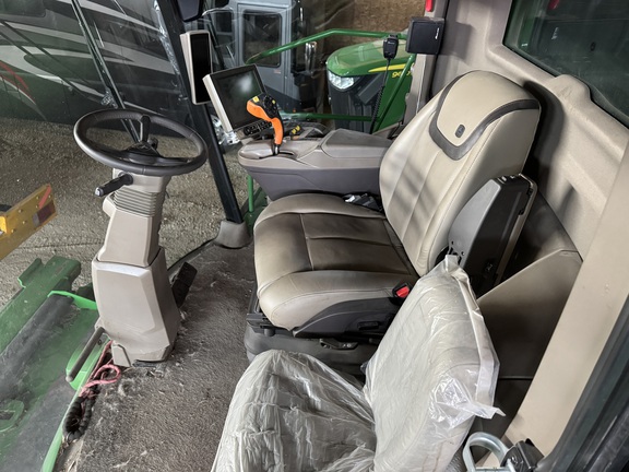 2023 John Deere X9 1000 - Photo10