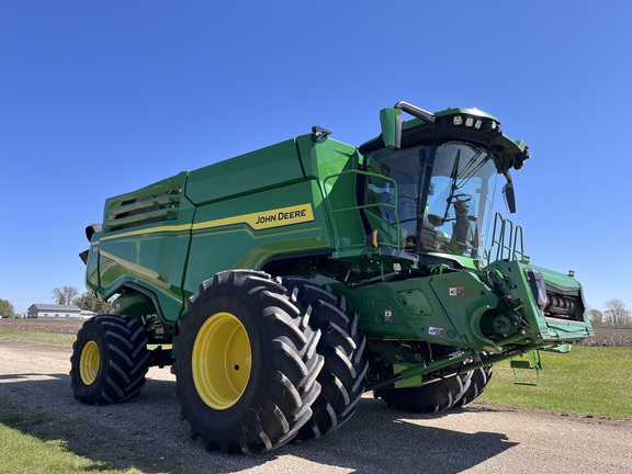  John Deere X9 1000