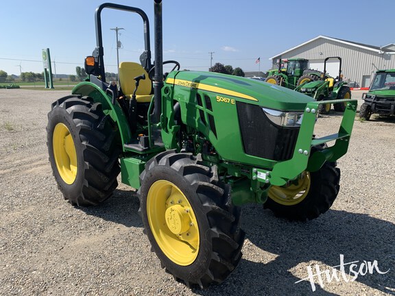 Photo of 2024 John Deere 5067E