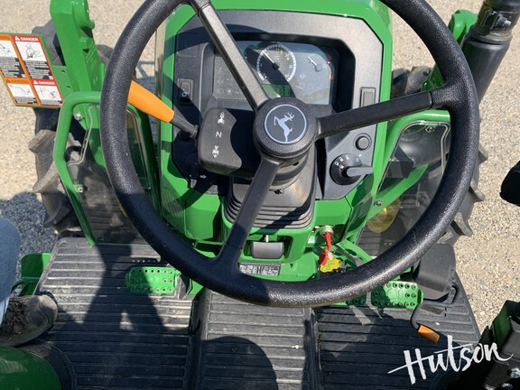 Photo of 2024 John Deere 5067E