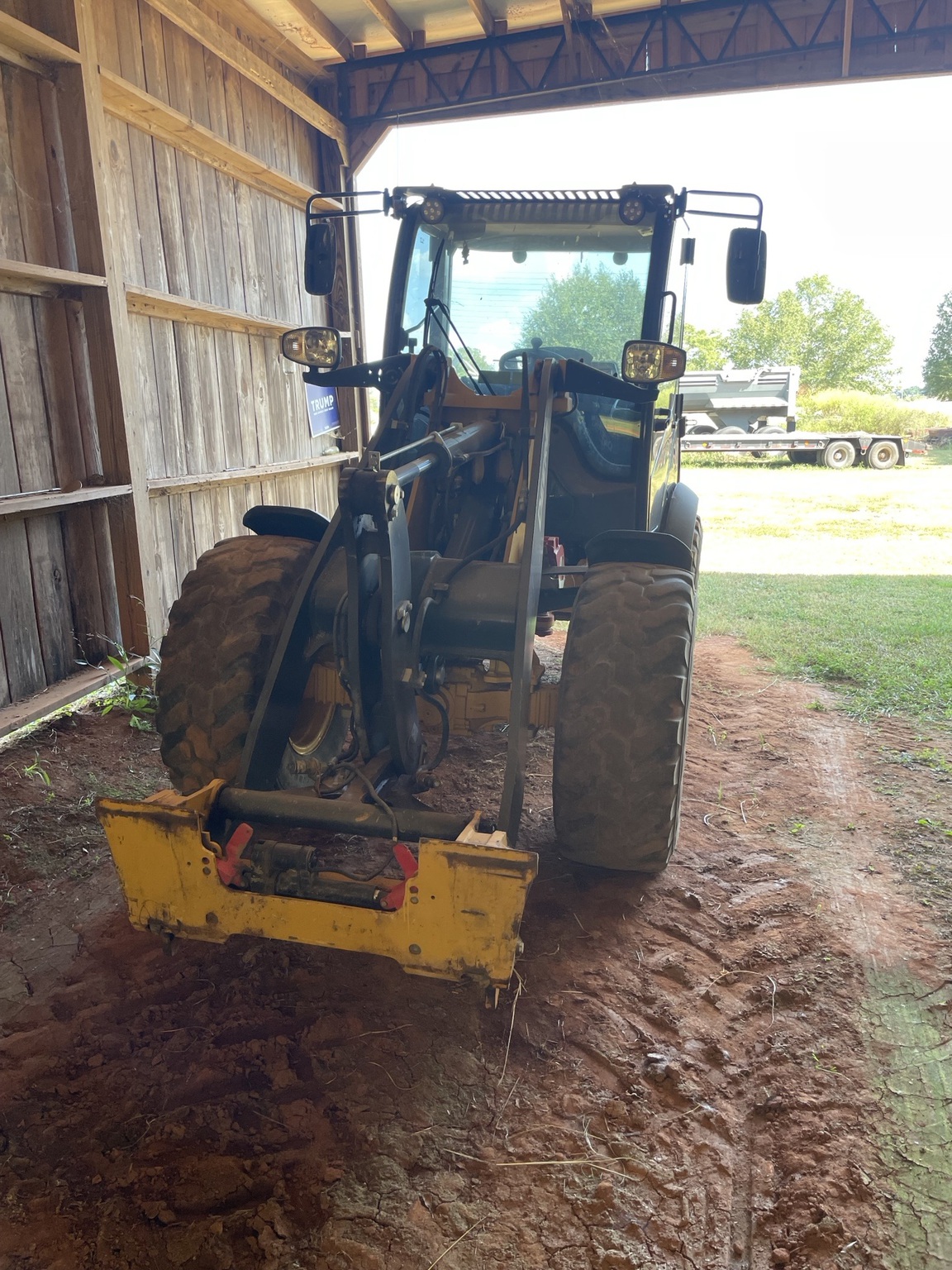 2021 John Deere 304L Image 3
