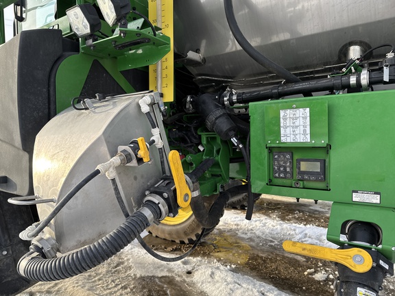Used 2025 John Deere 616R Self Propelled Sprayers at Horizon Ag & Turf in Lloydminster, AB - Photo7