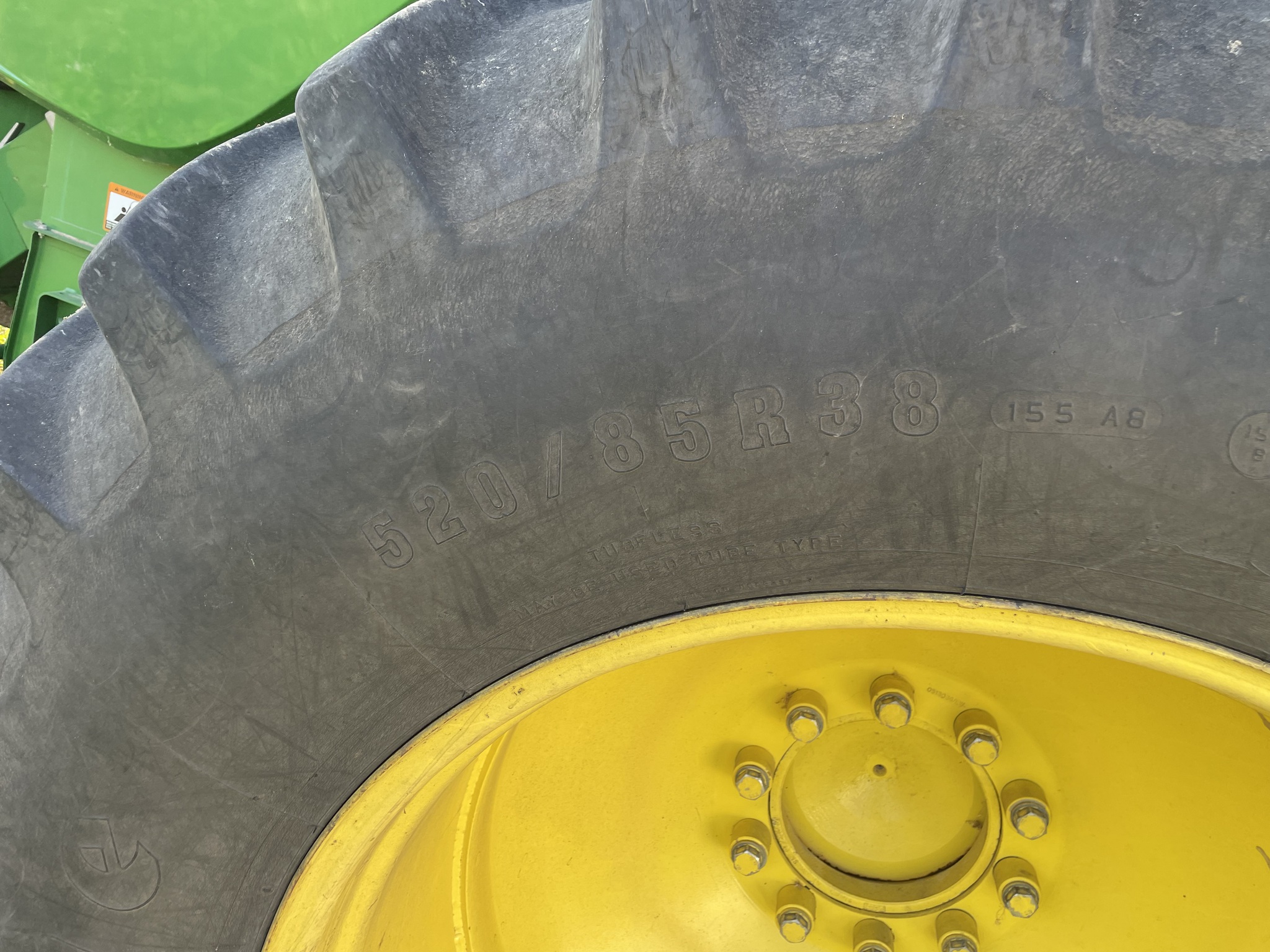  2012 John Deere S660 at Heritage Tractor in Geneseo, IL