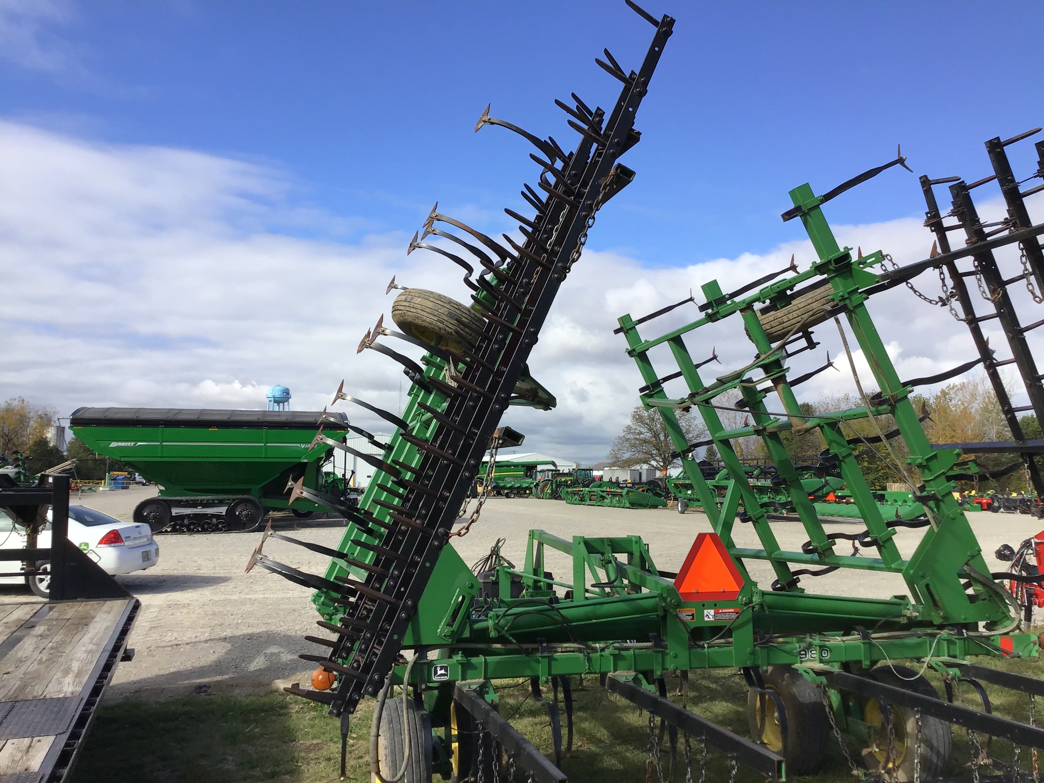 1997 John Deere 980 Image 7