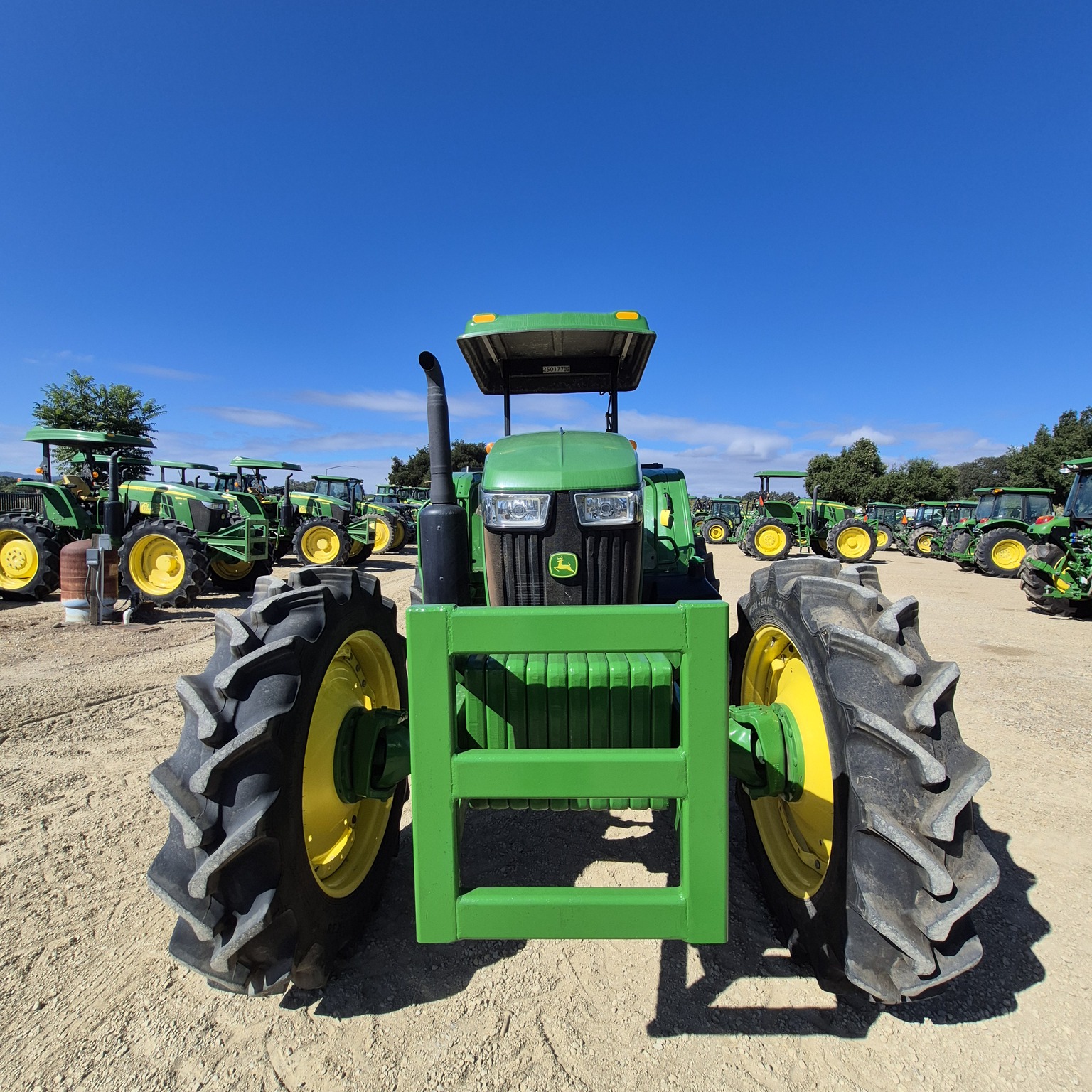 2022 John Deere 6120E Image 8