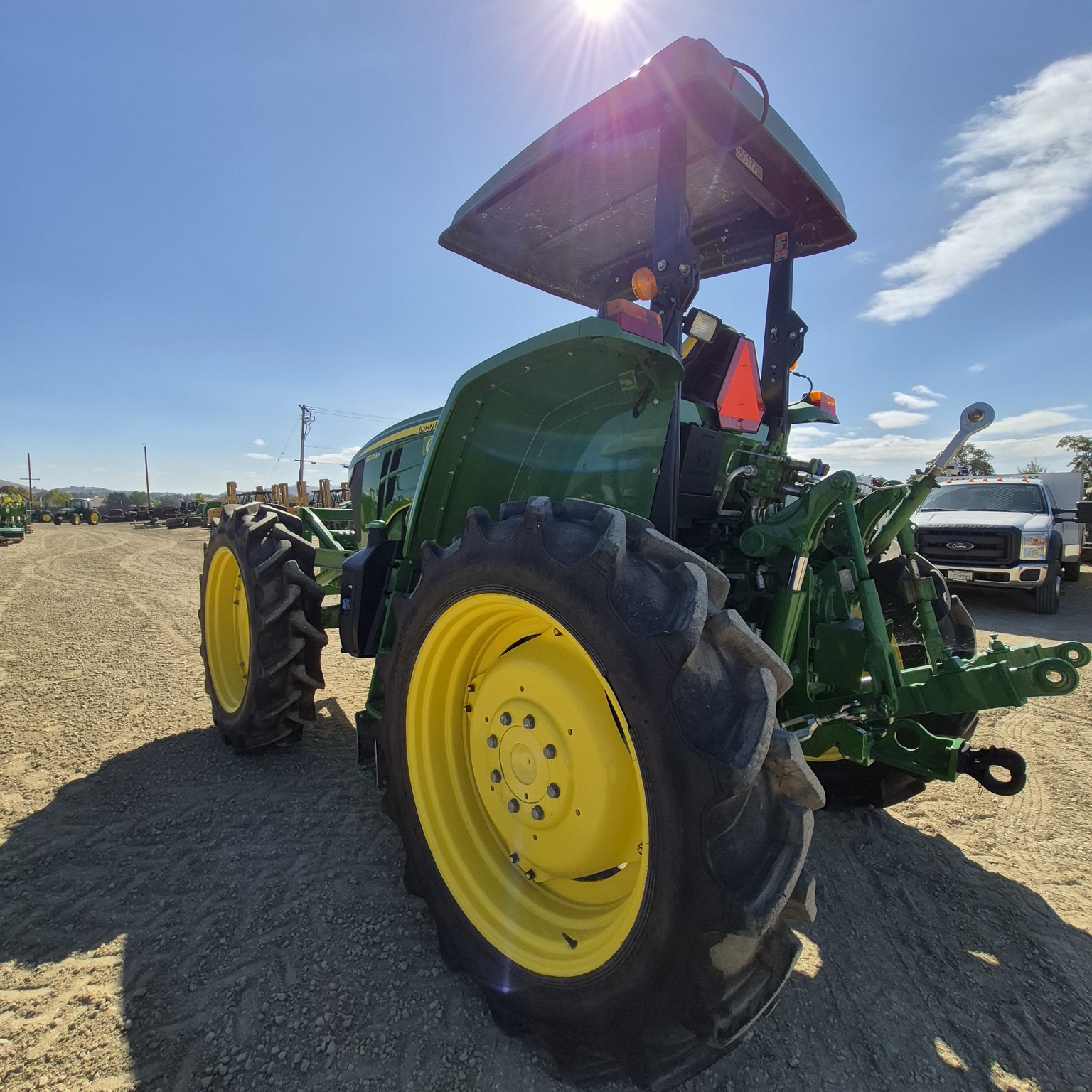 2022 John Deere 6120E Image 3