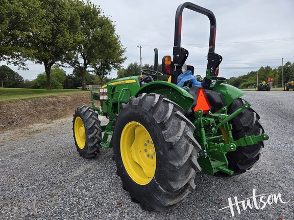 Photo of 2024 John Deere 5067E