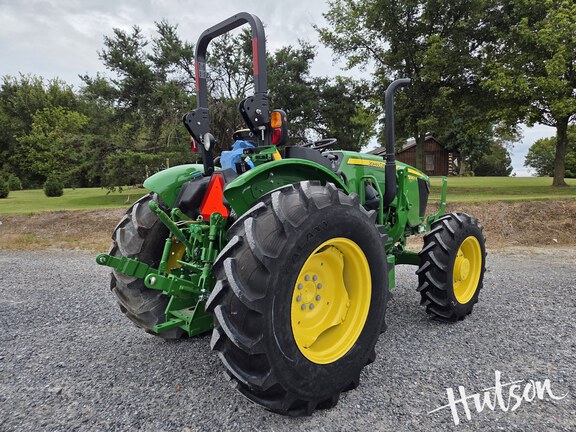 Photo of 2024 John Deere 5067E