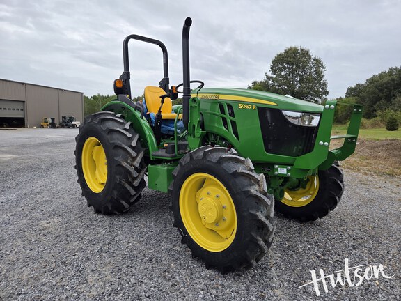 Photo of 2024 John Deere 5067E