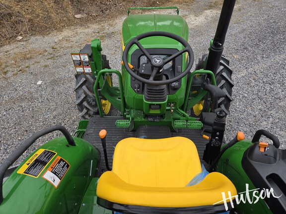 Photo of 2024 John Deere 5067E