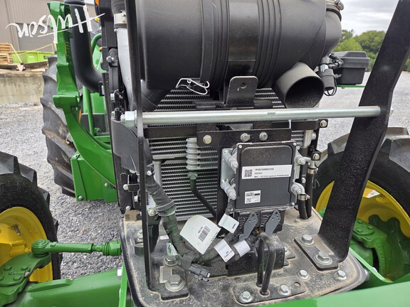 Photo of 2024 John Deere 5067E