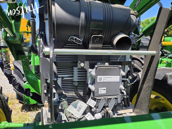 Photo of 2024 John Deere 5067E