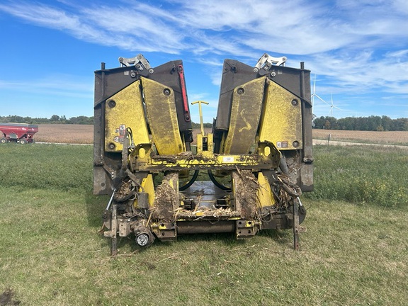 Photo of 2022 John Deere 772