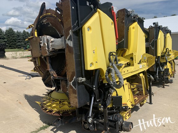 Photo of 2022 John Deere 772