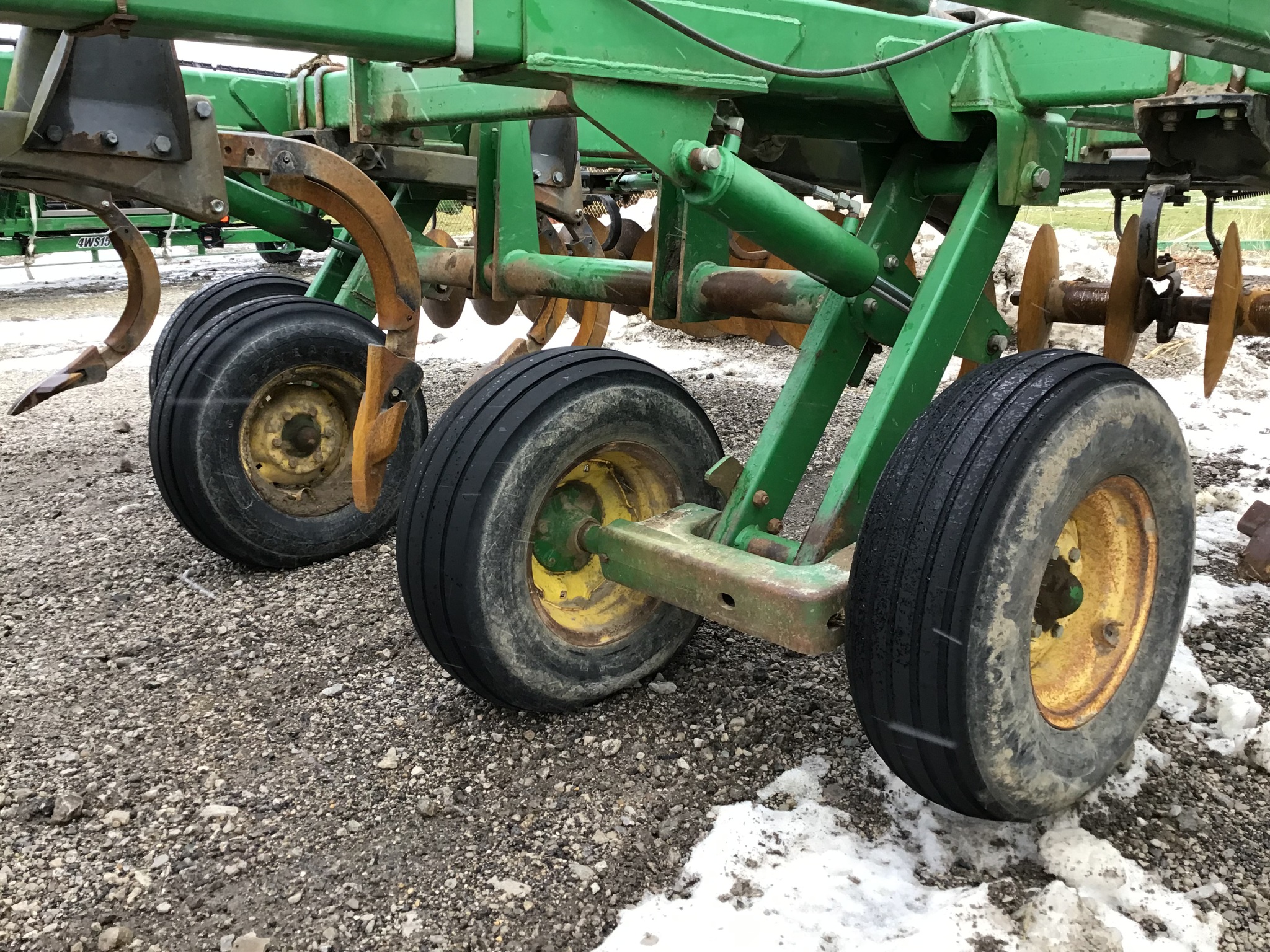 2006 John Deere 512 Image 12