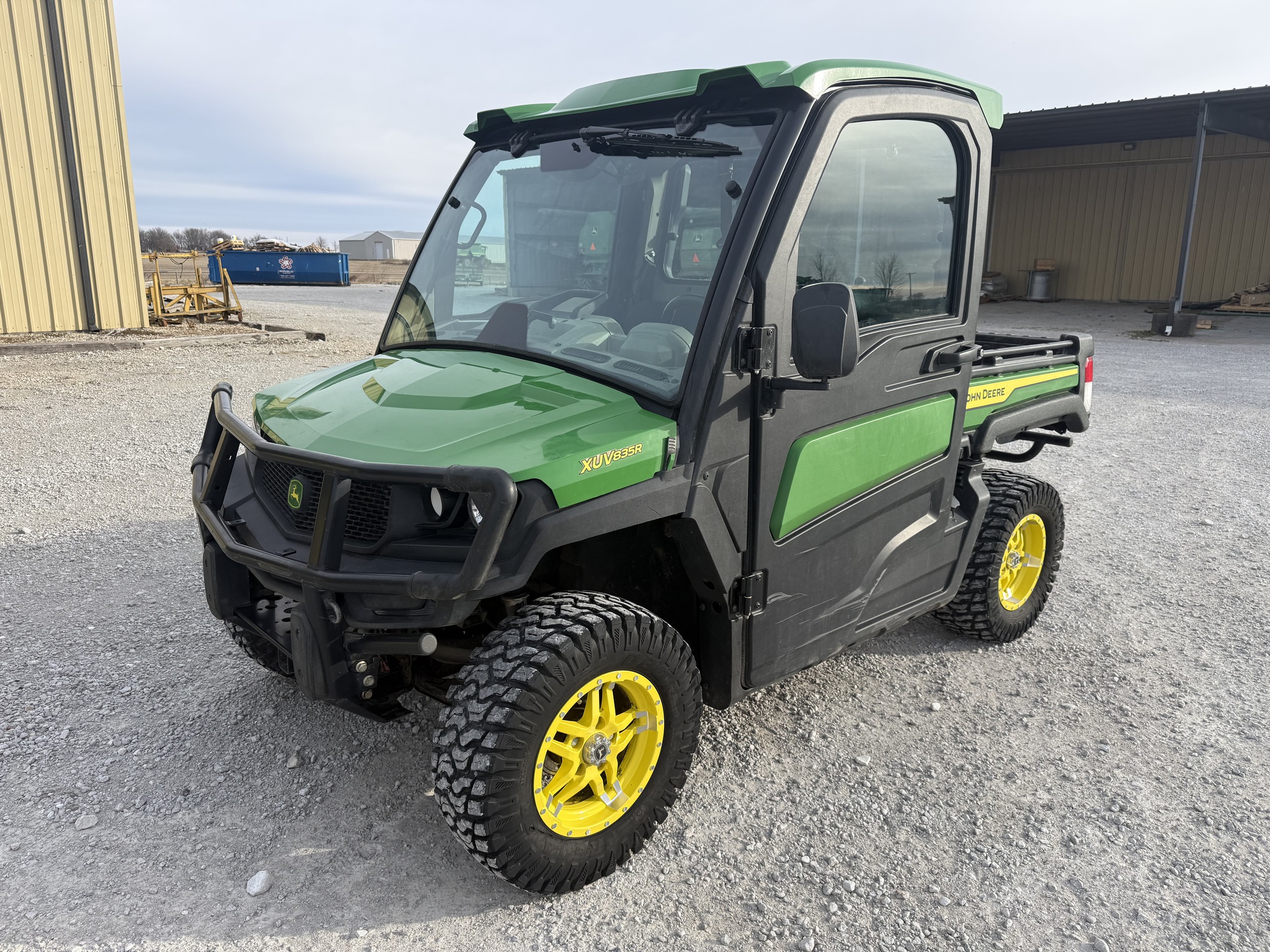 2024 John Deere XUV 835R at Heritage Tractor in Nevada, MO