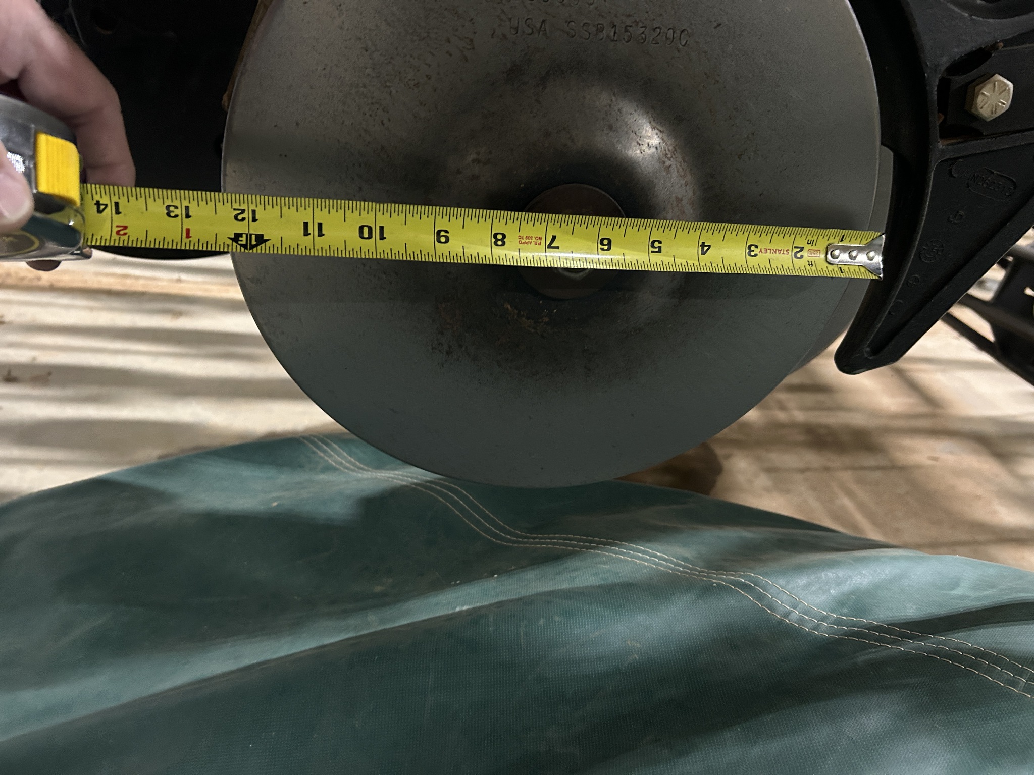 2016 John Deere 730 Image 15