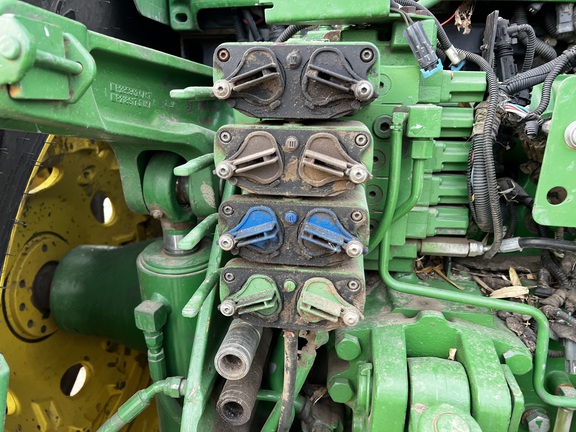 2015 John Deere 8270R - Photo19