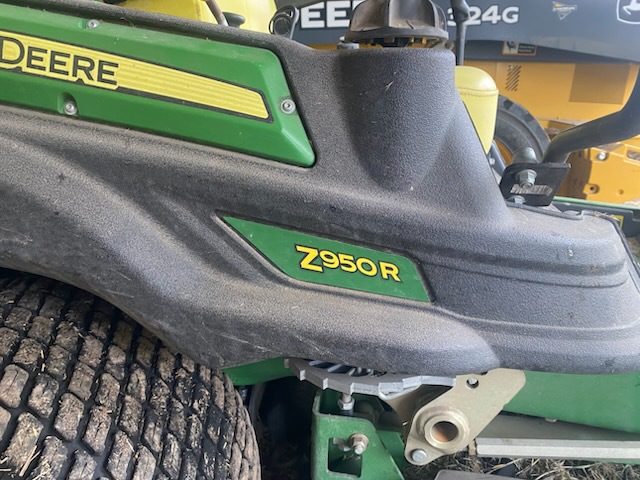 2016 John Deere Z950R Image 5