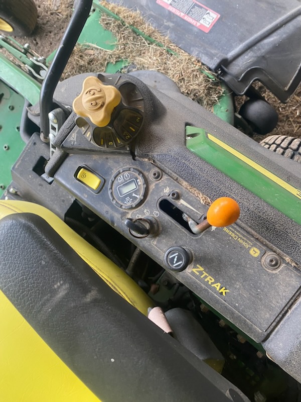 2016 John Deere Z950R Image 7