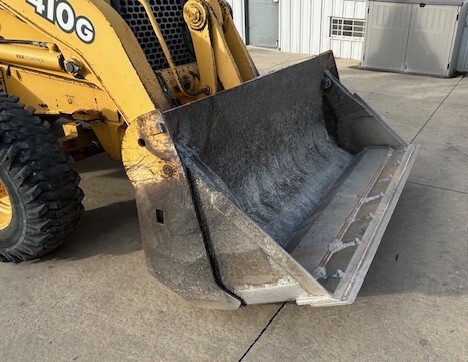 2002 John Deere 410G Image 8