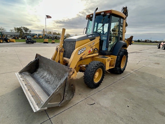 2002 John Deere 410G Image 2