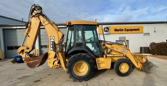 2002 John Deere 410G Image 3