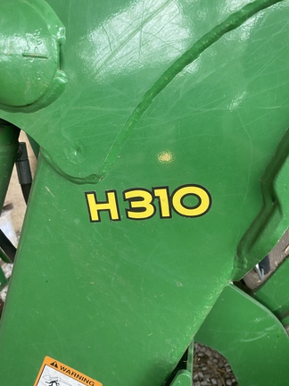 2015 John Deere 6125M Photo 2