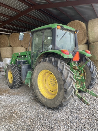 2015 John Deere 6125M Photo 3