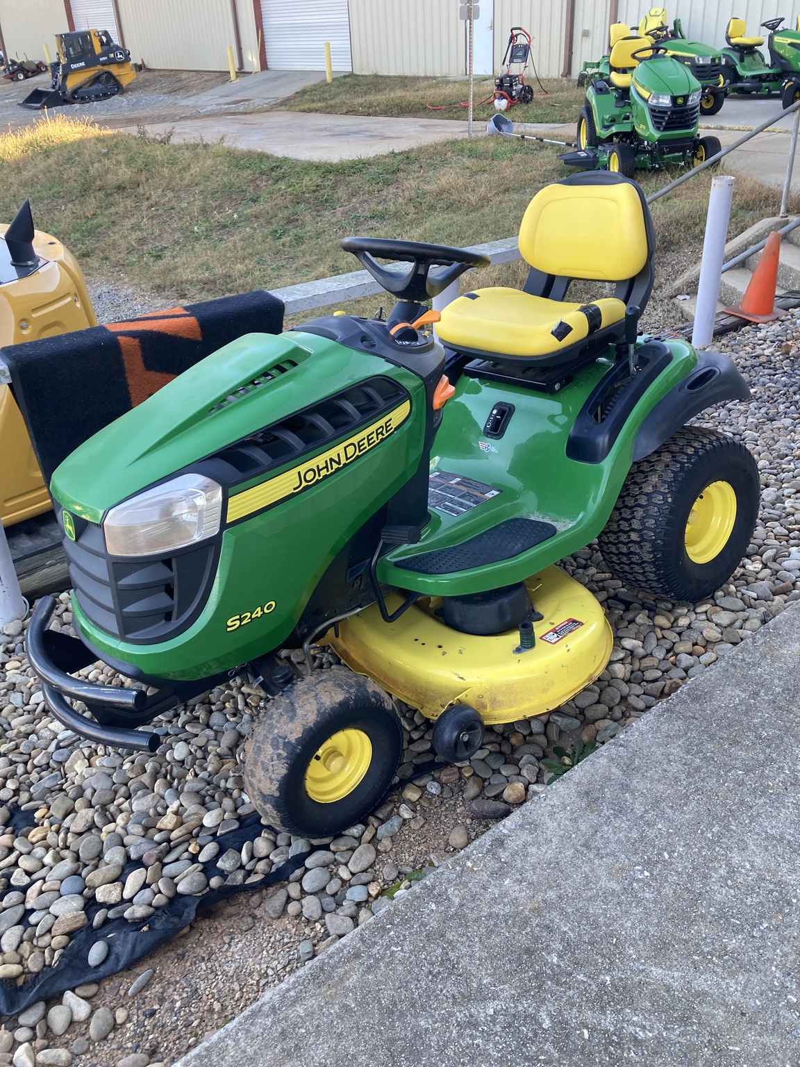 2017 John Deere S240 Image 1