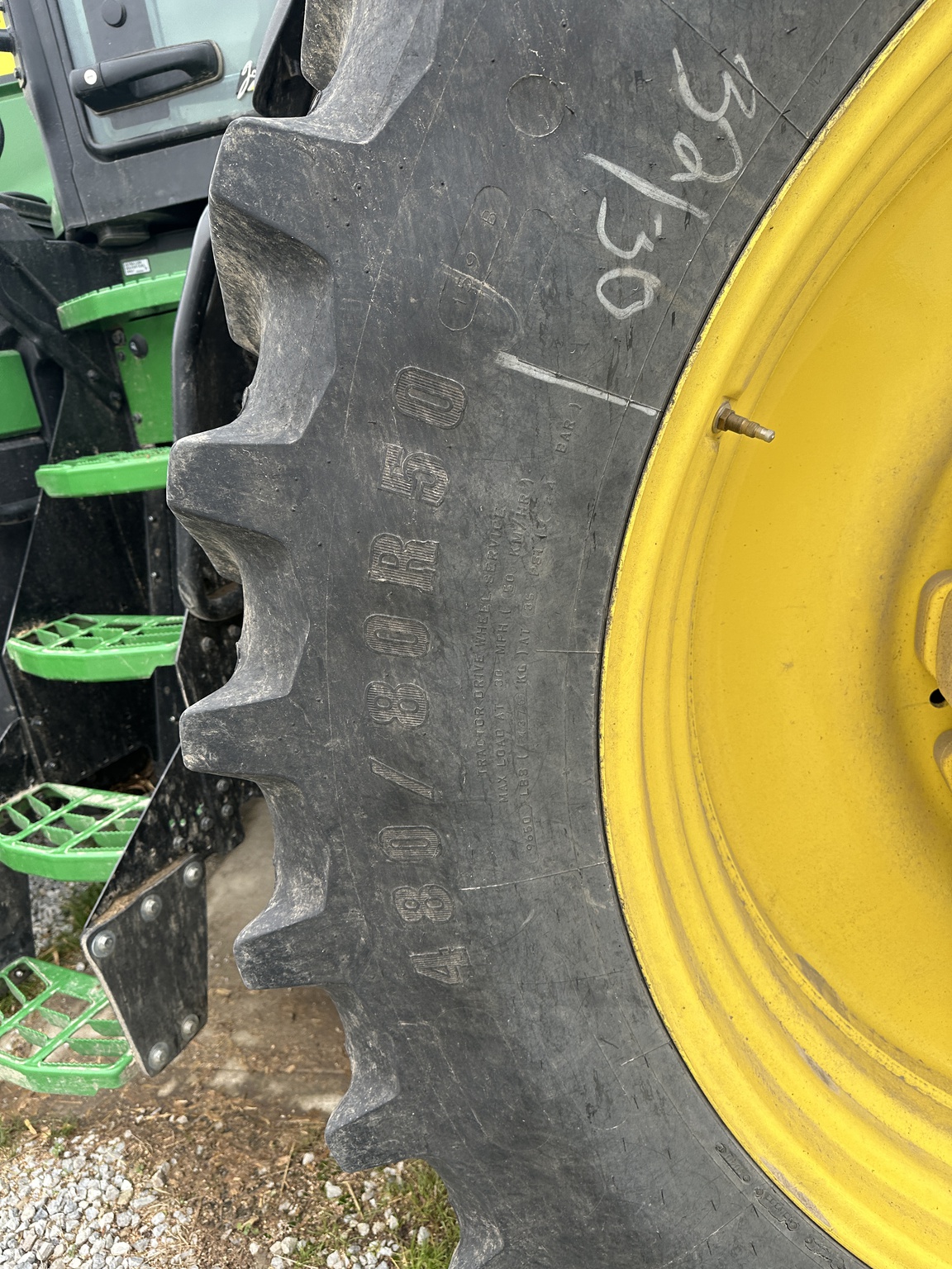 2023 John Deere 8R 340 Image 4