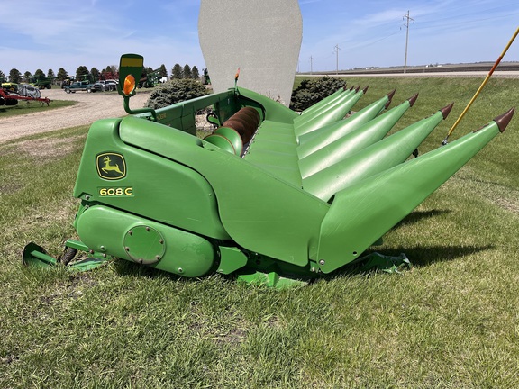 2009 John Deere 608C - Photo4