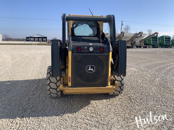 Photo of 2011 John Deere 332D