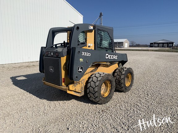 Photo of 2011 John Deere 332D
