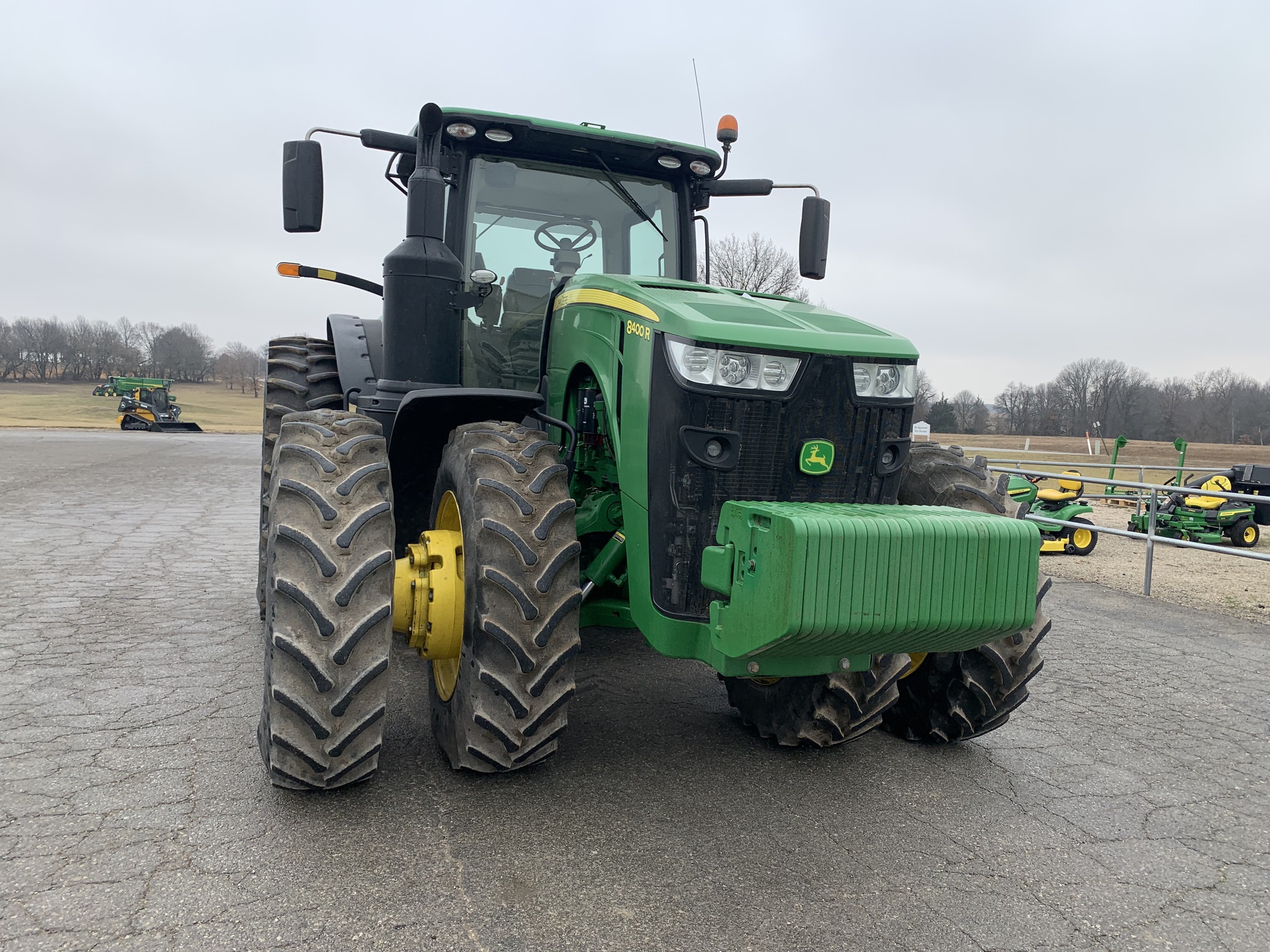  2019 John Deere 8400R at Heritage Tractor in Baldwin City, KS